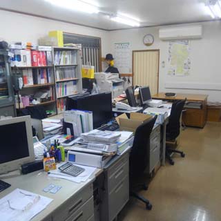 写真① 澤田工務店の事務所全景
